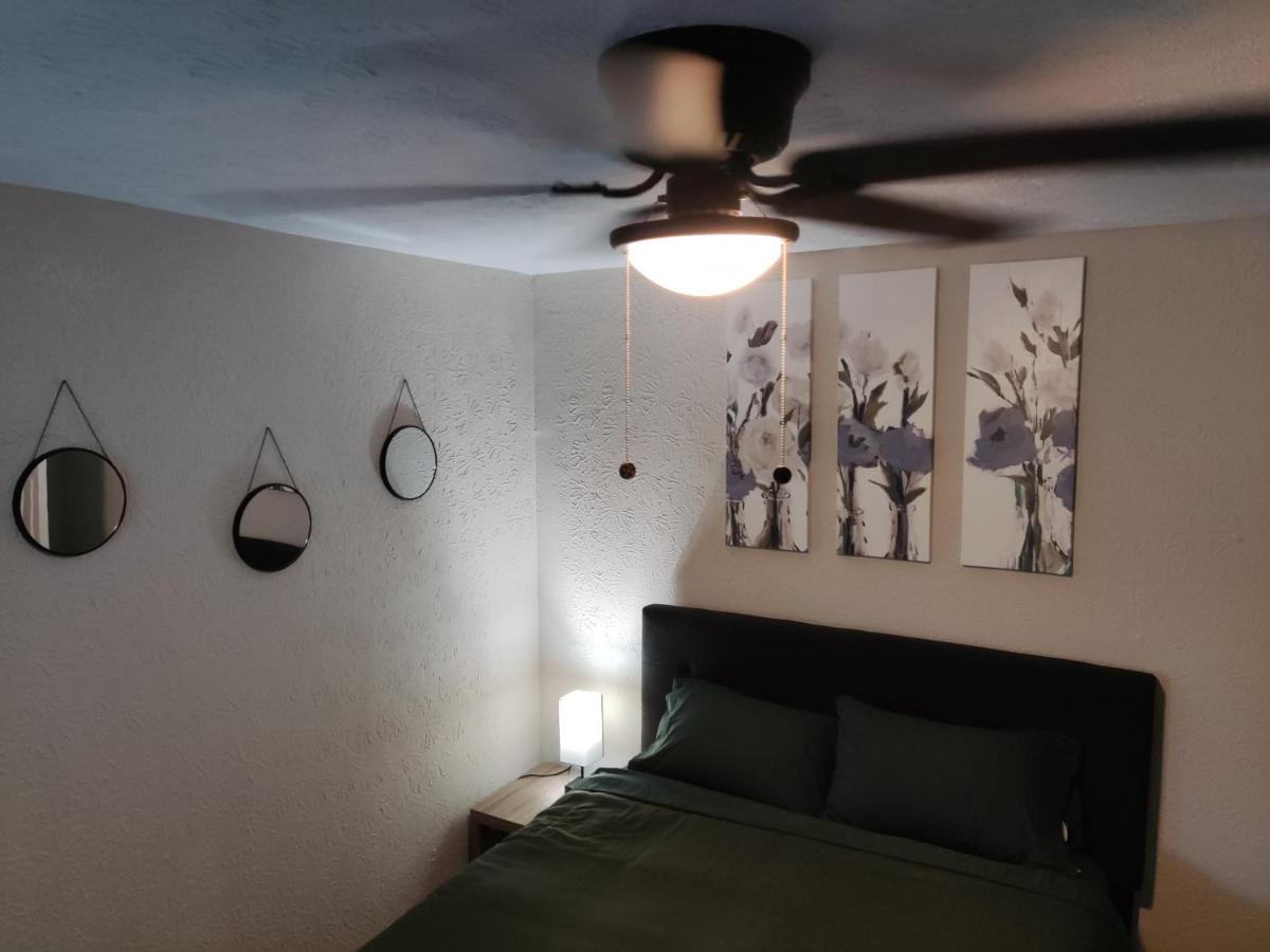 Tranquil Oasis - Private Rooms -Near Downtown Indianapolis Zewnętrze zdjęcie